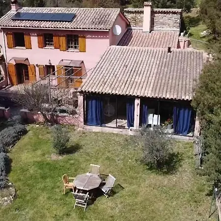 Une Pause En Foret A La Ferme Casa rural *