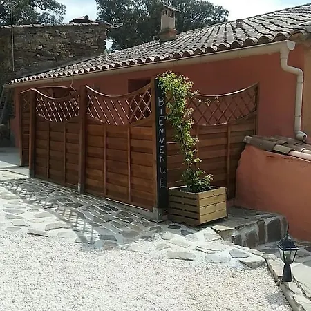 Une Pause En Foret A La Ferme Bormes-les-Mimosas